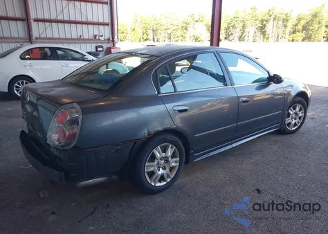 2005 Nissan Altima 2.5 S z USA, uszkodzony, nr VIN 1N4AL11D45C316323